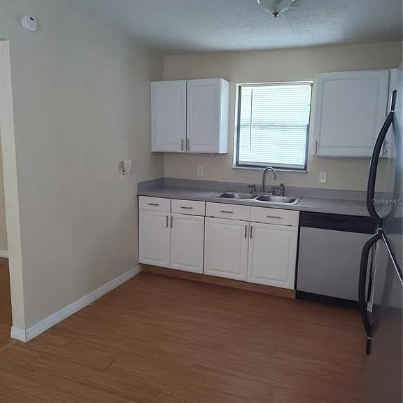 140 Bay Rd — Photo 9