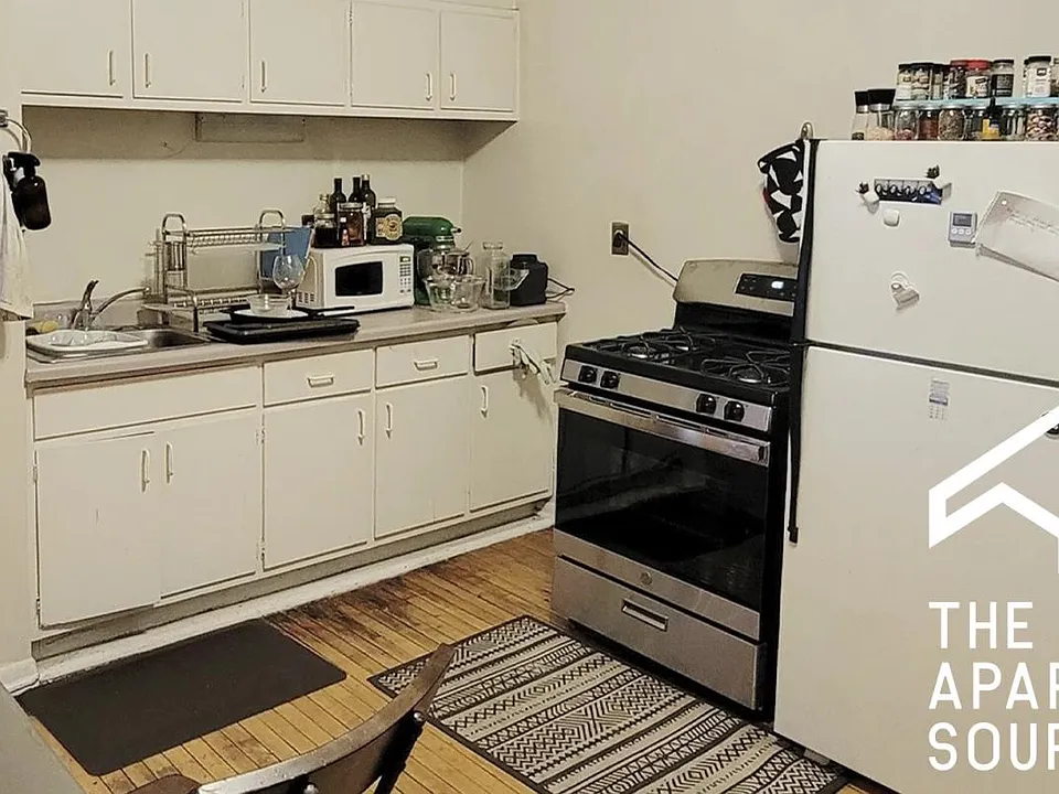 923 W Waveland Ave #2D