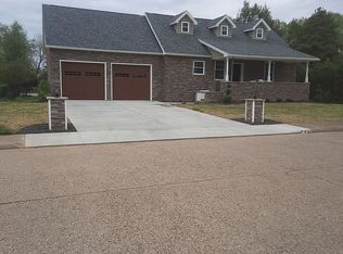 607 52nd St, Vienna, WV 26105