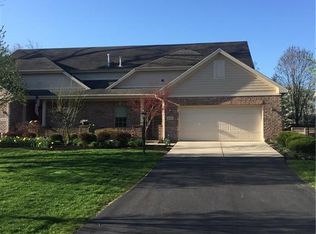 444 Shaw Farm Ln, Kettering, OH 45429