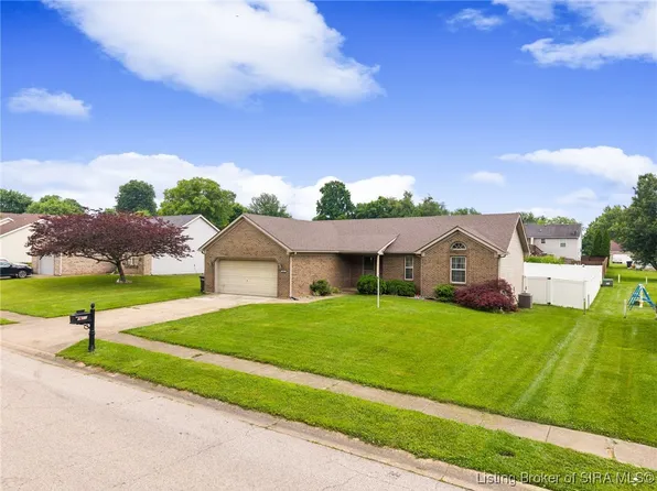 3615 Seilo Ridge N, Jeffersonville, IN 47130