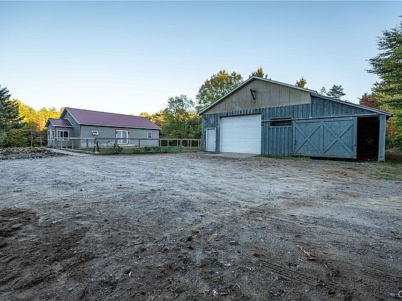 5th image of 8831 Lachausse Rd