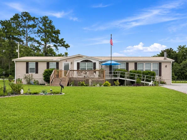 6284 Donahue Dr., Conway, SC 29527