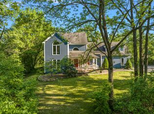 276 E Gunn Rd, Rochester, MI 48306