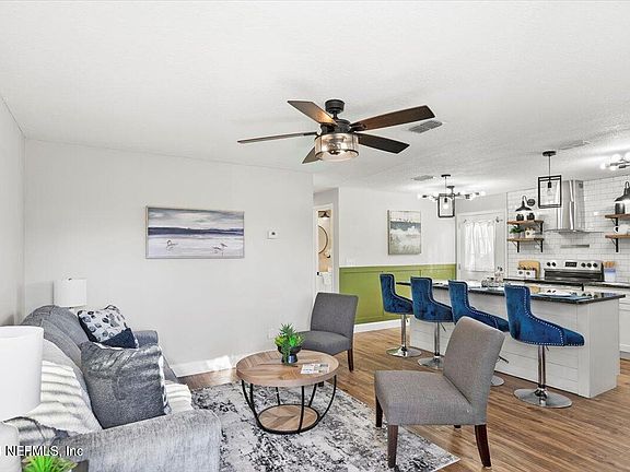4th image of 10769 LUANA Drive N