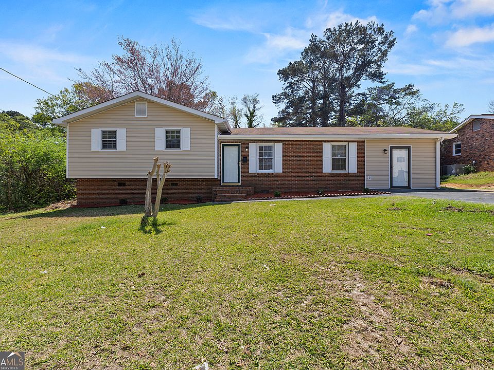 1st image of 108 Tina Dr