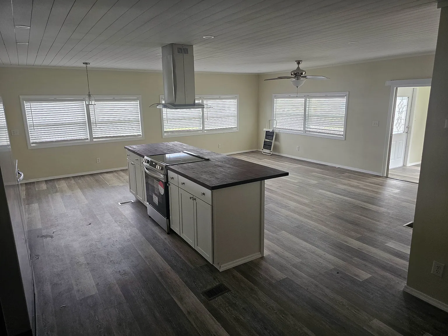 2 bed, 1486 sqft, $1,800 — Photo 2
