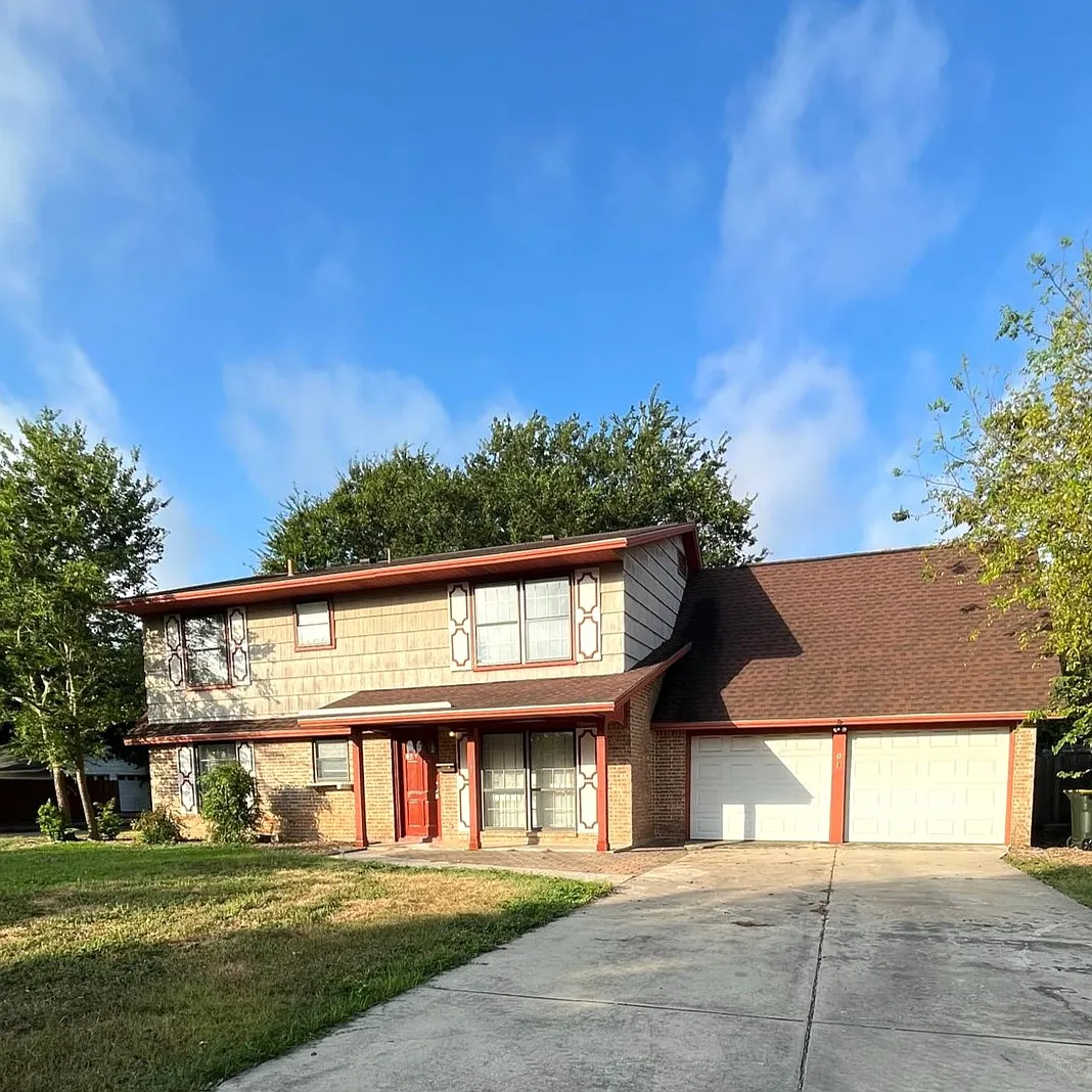 3 bed, 1496 sqft, $1,725 — Photo 1