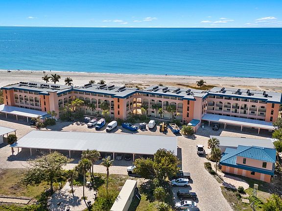 2nd image of 2230 Camino Del Mar Dr #4C3