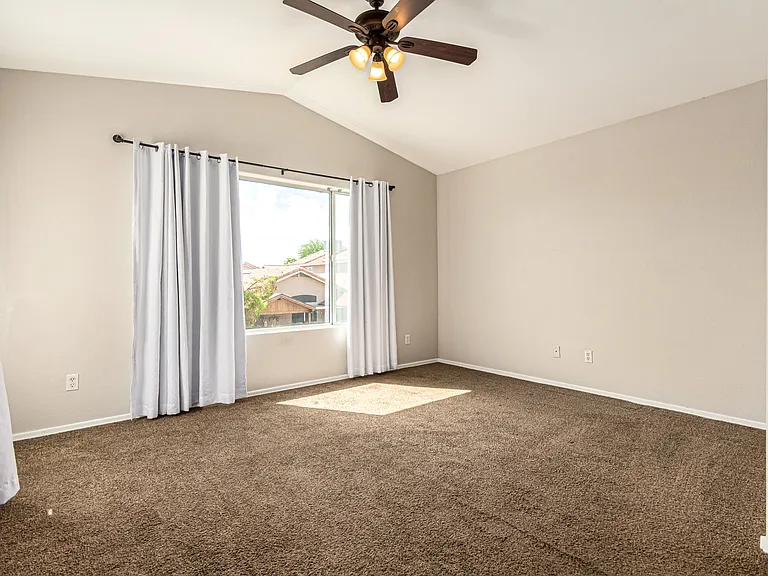 3223 E Poinsettia Dr — Photo 20