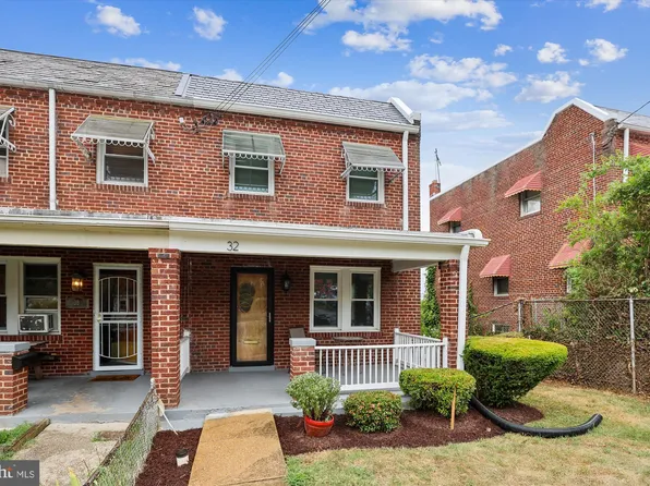 32 Burns St NE, Washington, DC 20019