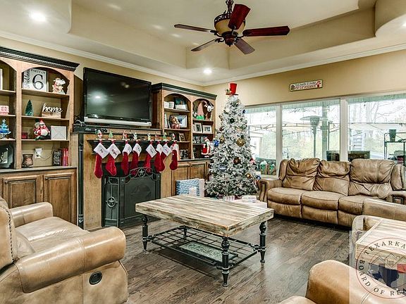 5th image of 13 Coppercreek Cir