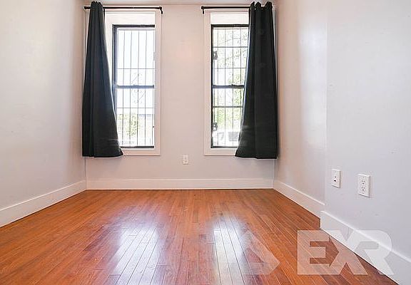 4th image of 82 Marion St #1D