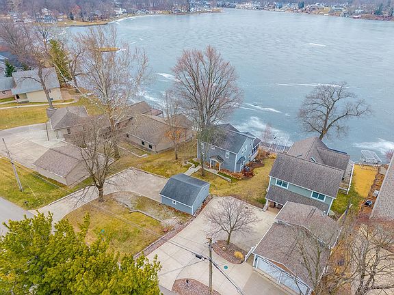 5th image of 620 Spring Beach Dr