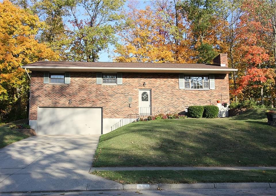 1st image of 985 Kenbrook Dr