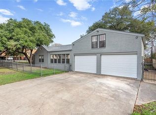 707 S Ennis St, Bryan, TX 77803