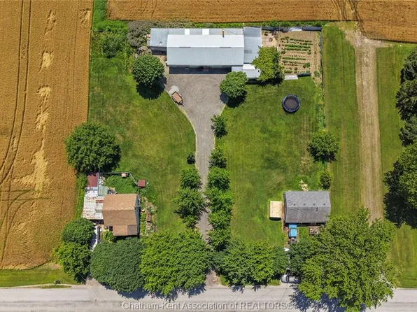8310 8310/8320 7th Line E, Chatham Kent, ON N7M 0M1
