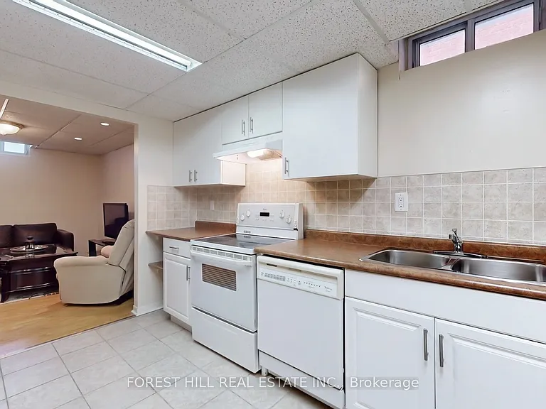 43 Oakhurst Dr — Photo 25