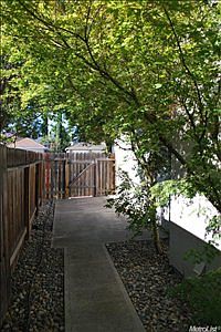 5th image of 1885 Birchwood Ln