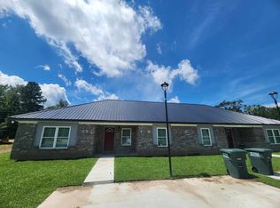 5773 E Oglethorpe Hwy #A-B, Midway, GA 31320