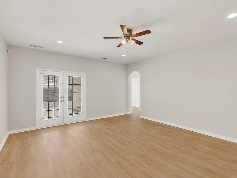 412 Riverbed Dr #412 — Photo 8