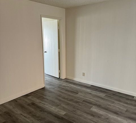 5th image of 2418 N Naomi St APT 103