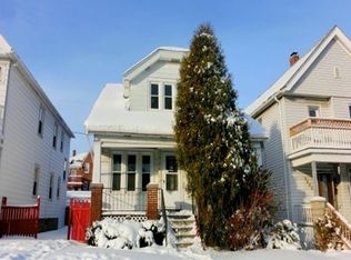 2657 S 15th Pl, Milwaukee, WI 53215