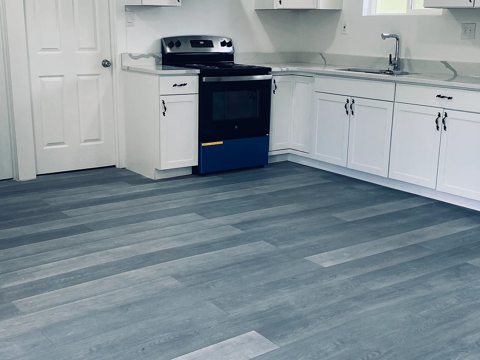 1 bed, 728 sqft, $650 — Photo 3