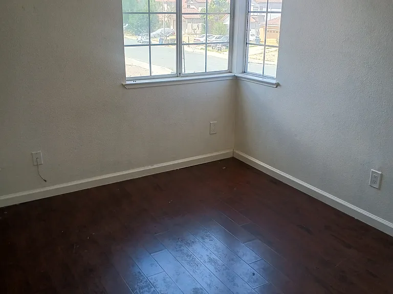 4505 Pampas Cir — Photo 32
