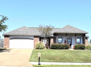 300 Springhill Xing, Brandon, MS 39047