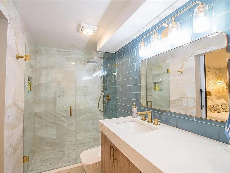 101 SE 19th Ave #126 — Photo 4