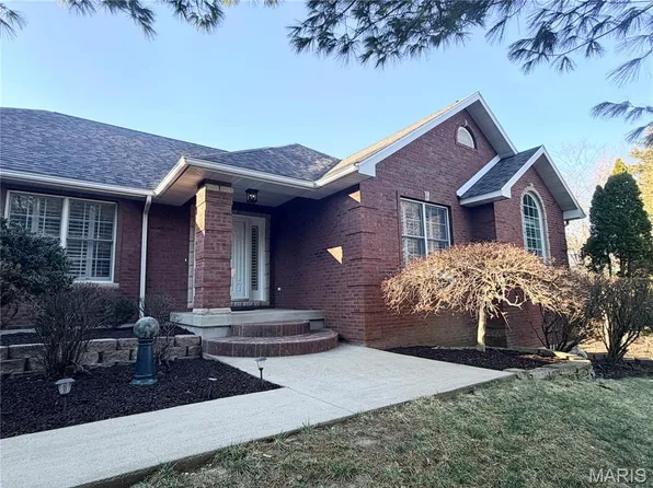11942 Cedar Side Cir, Rolla, MO 65401