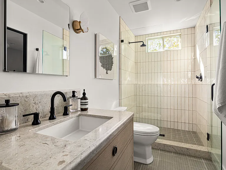 5115 Los Feliz Blvd — Photo 23