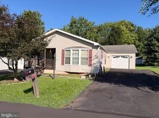 111 Boyer Rd, Royersford, PA 19468