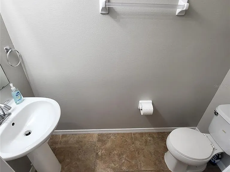4060 Winding Vine Dr — Photo 55
