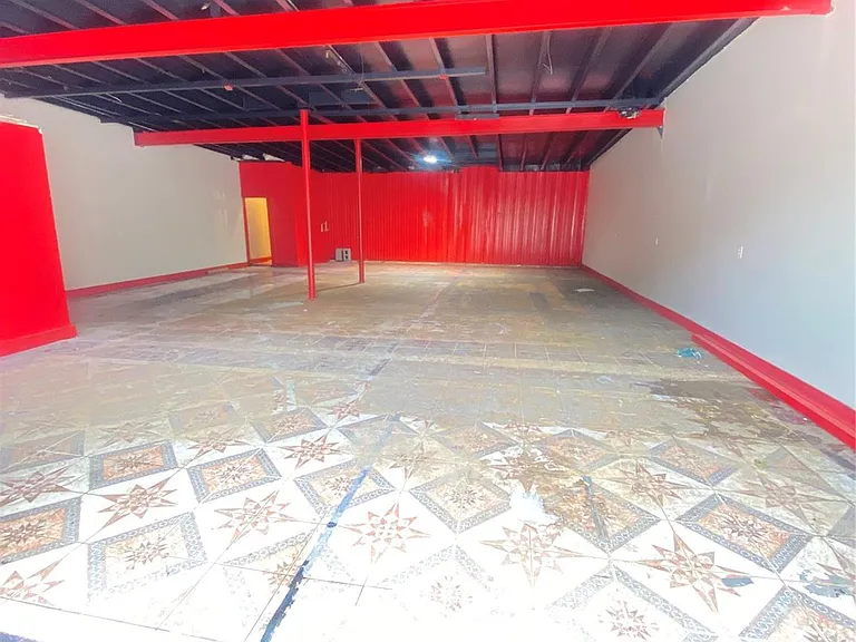 10326 Antoine Dr — Photo 10