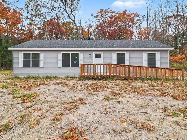 41 Stephen Ave, Fountain, MI 49410