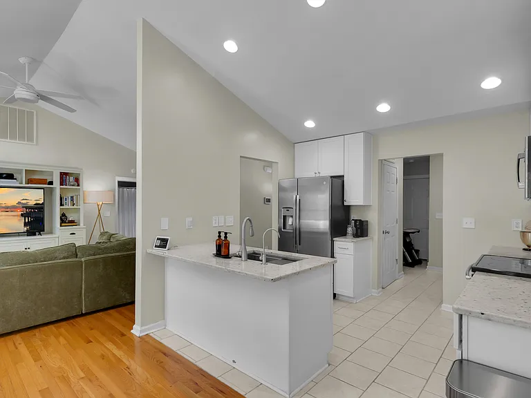 107 Sandpiper Ct — Photo 17