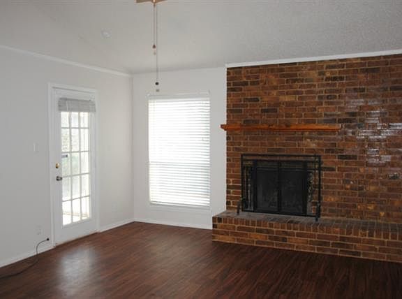 4th image of 7047 Cleburne Ct