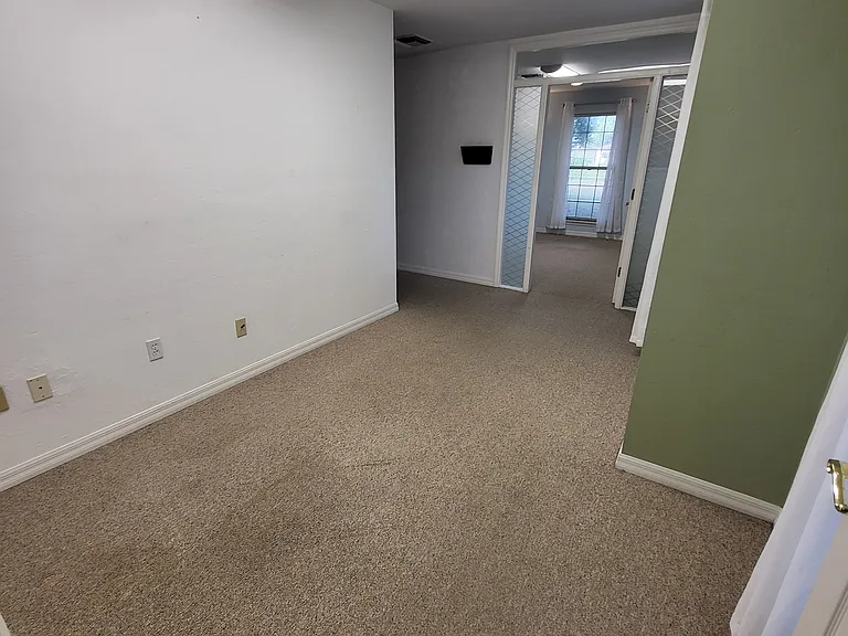 23325 NW State Rd #236 — Photo 6