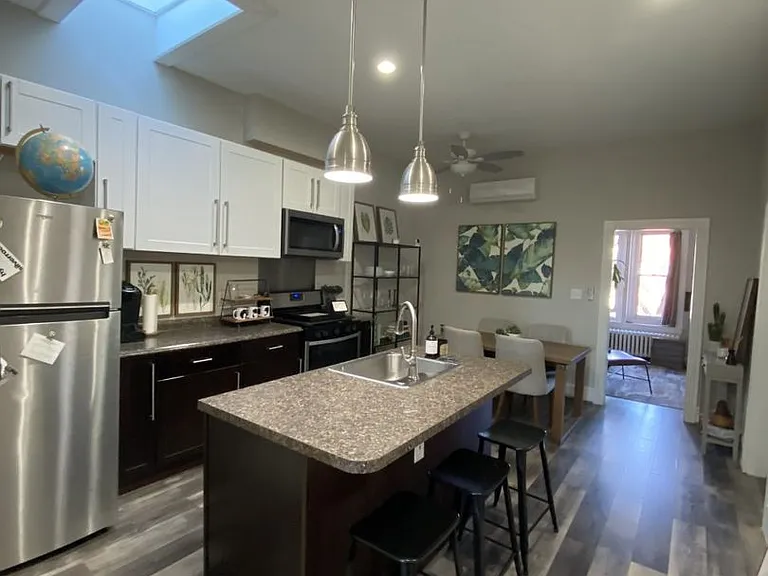 1802 Bolton Street — Photo 2