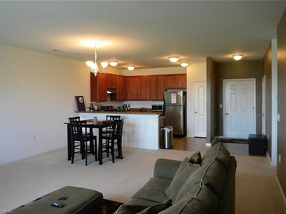 4th image of 5304 Warminster Dr Unit 304