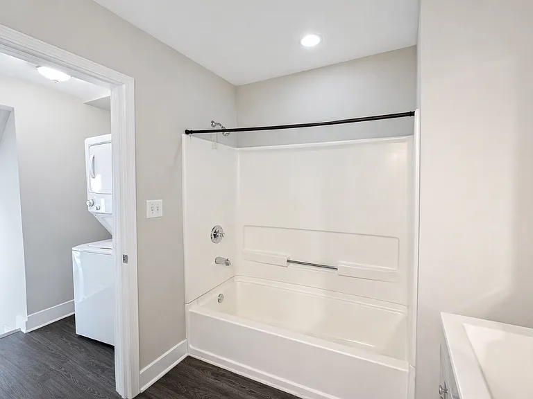 161 Mangum St SW #204 — Photo 19