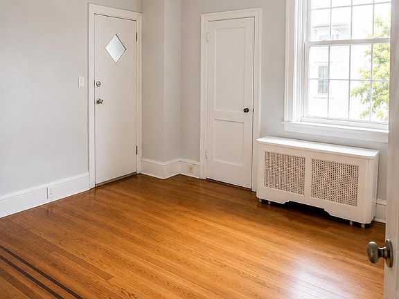 5th image of 5731 N 12th St