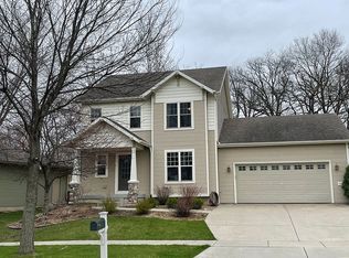 917 South St, Deforest, WI 53532