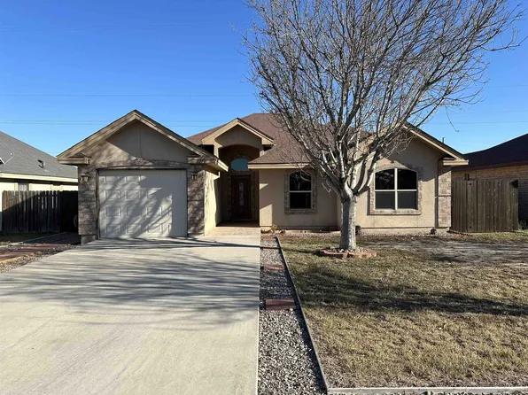 2774 Oak Manor Dr, Eagle Pass, TX 78852