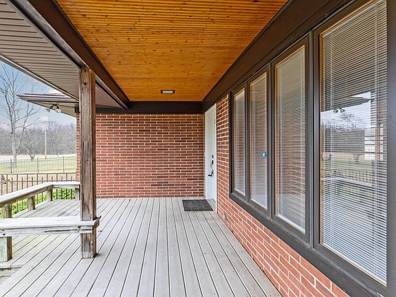 5th image of 6982 Lee Rd