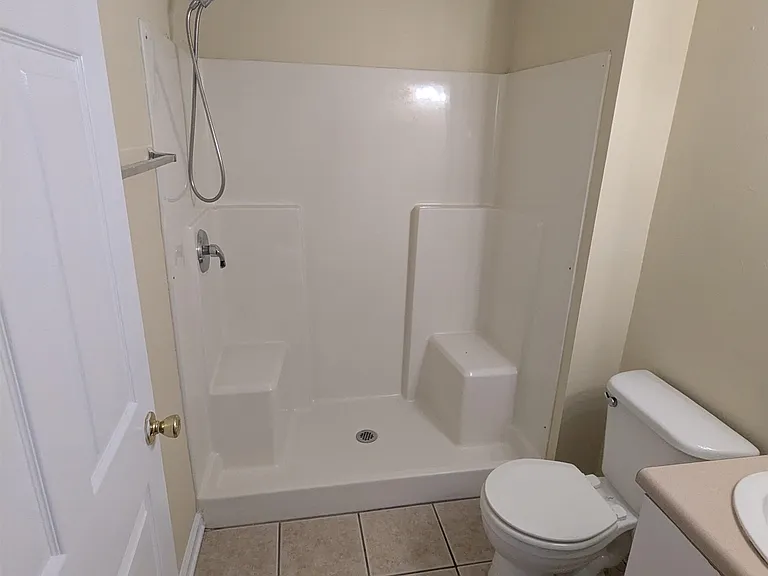 705 W Georgia St #1 — Photo 7