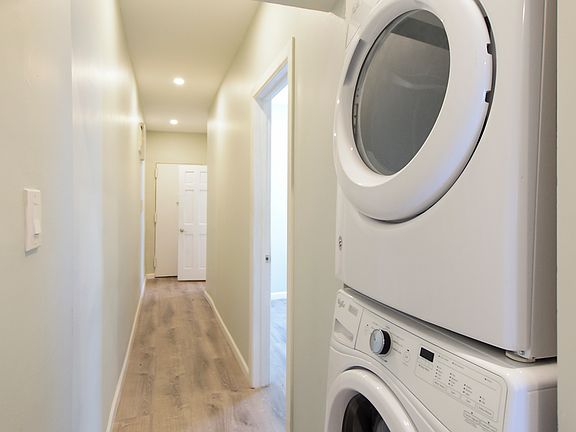 4th image of 622 W 136th St APT 12B