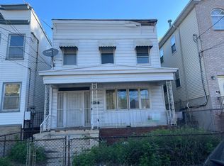 174 Bayview Ave, Jersey City, NJ 07305